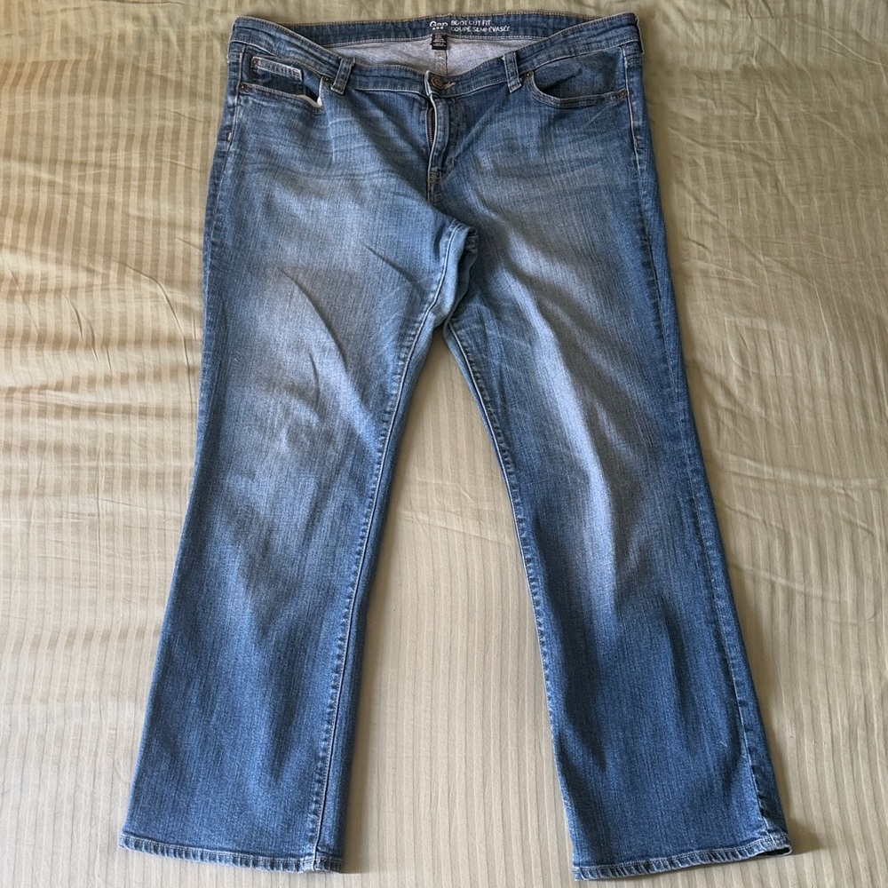 GAP- Boot Cut- Classic Light Blue Women's Jeans
